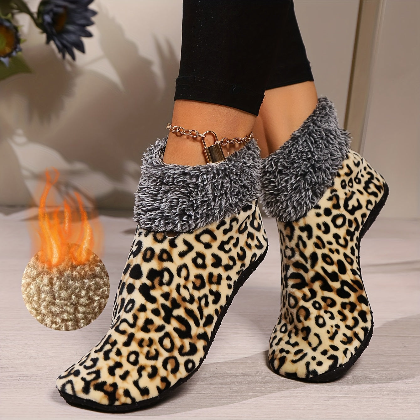 4 pairs of leopard print floor socks