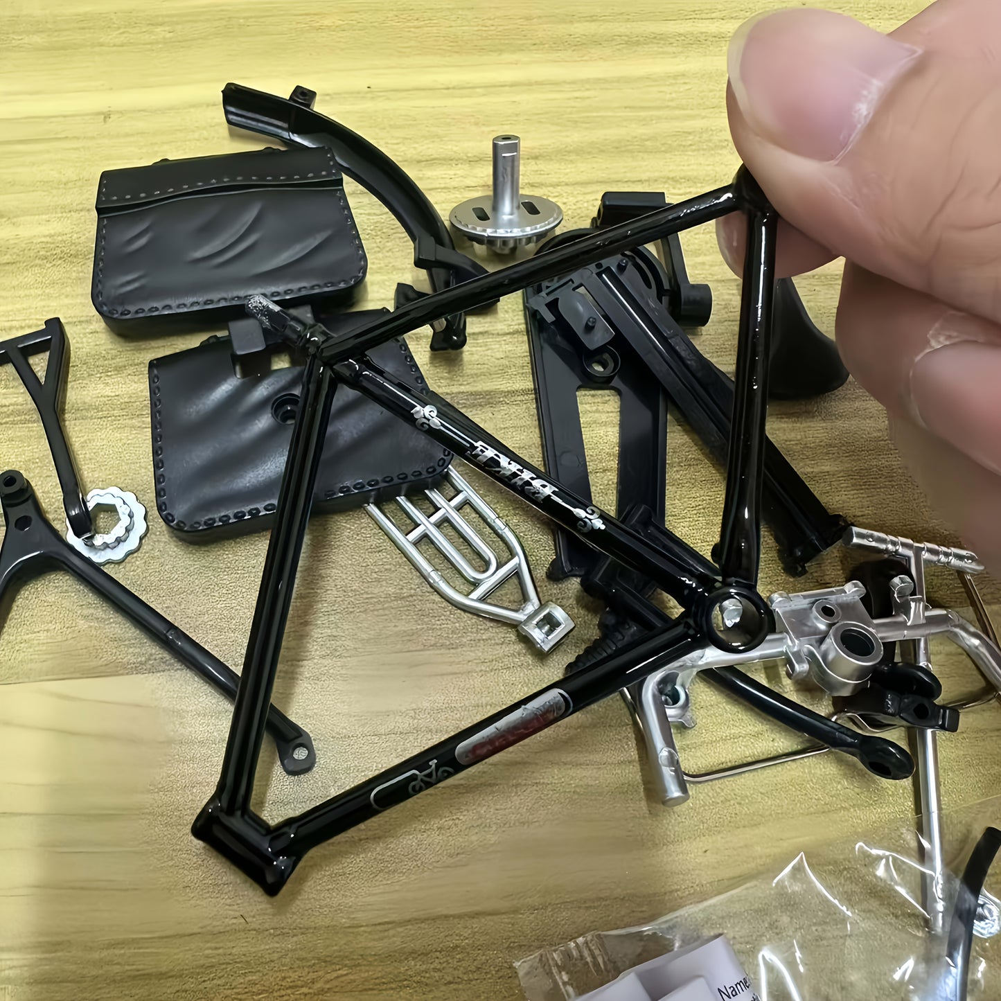 Retro metal bicycle model kit